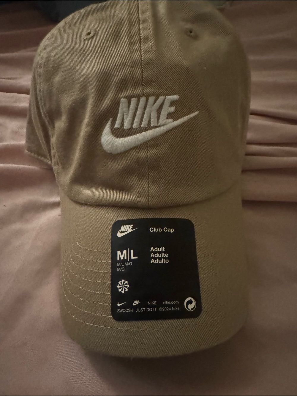 Nike Khaki & White Club Cap